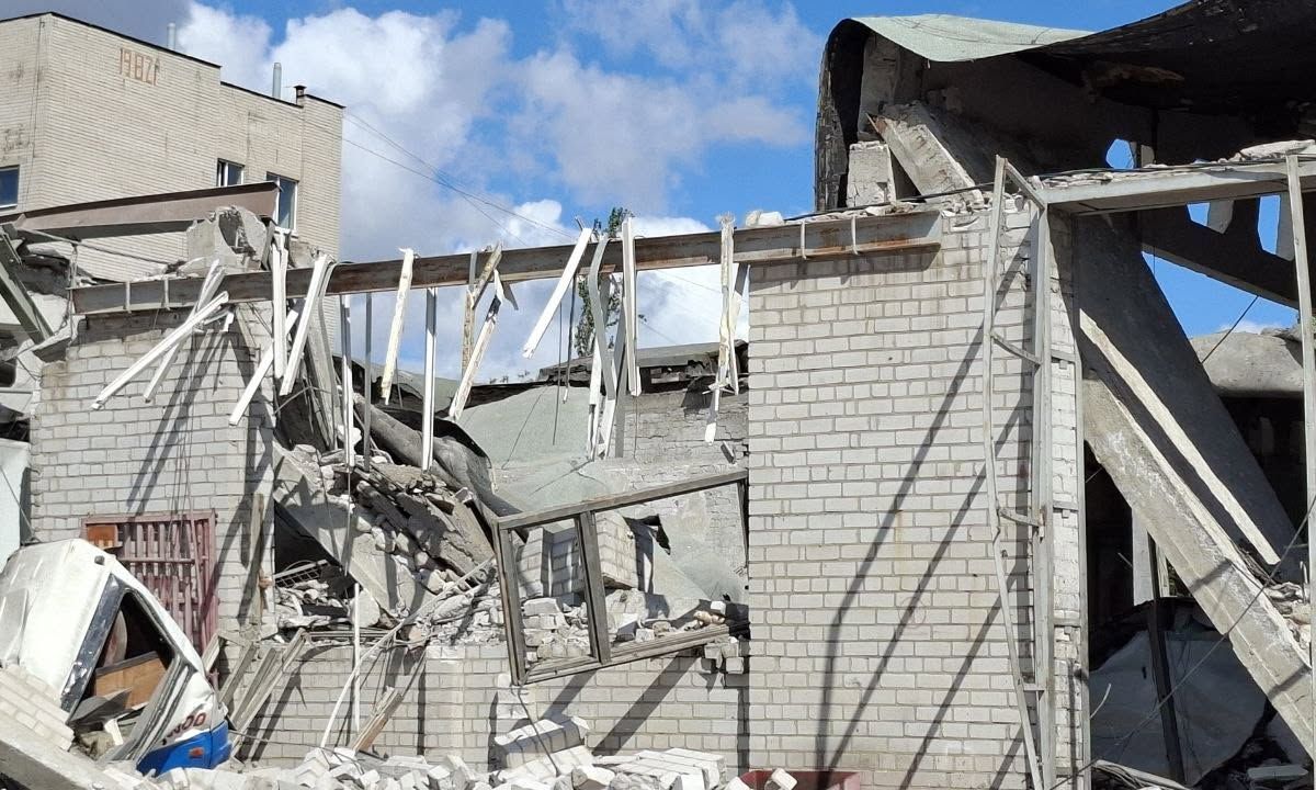 Виробнича будівля була практично зруйнована