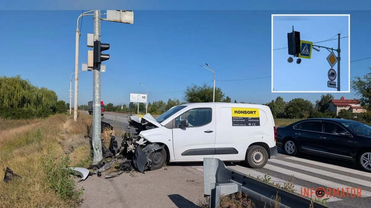 Peugeot врізався у відбійник та світлофор: потрійна ДТП сталася на Полтавському шосе у Дніпрі