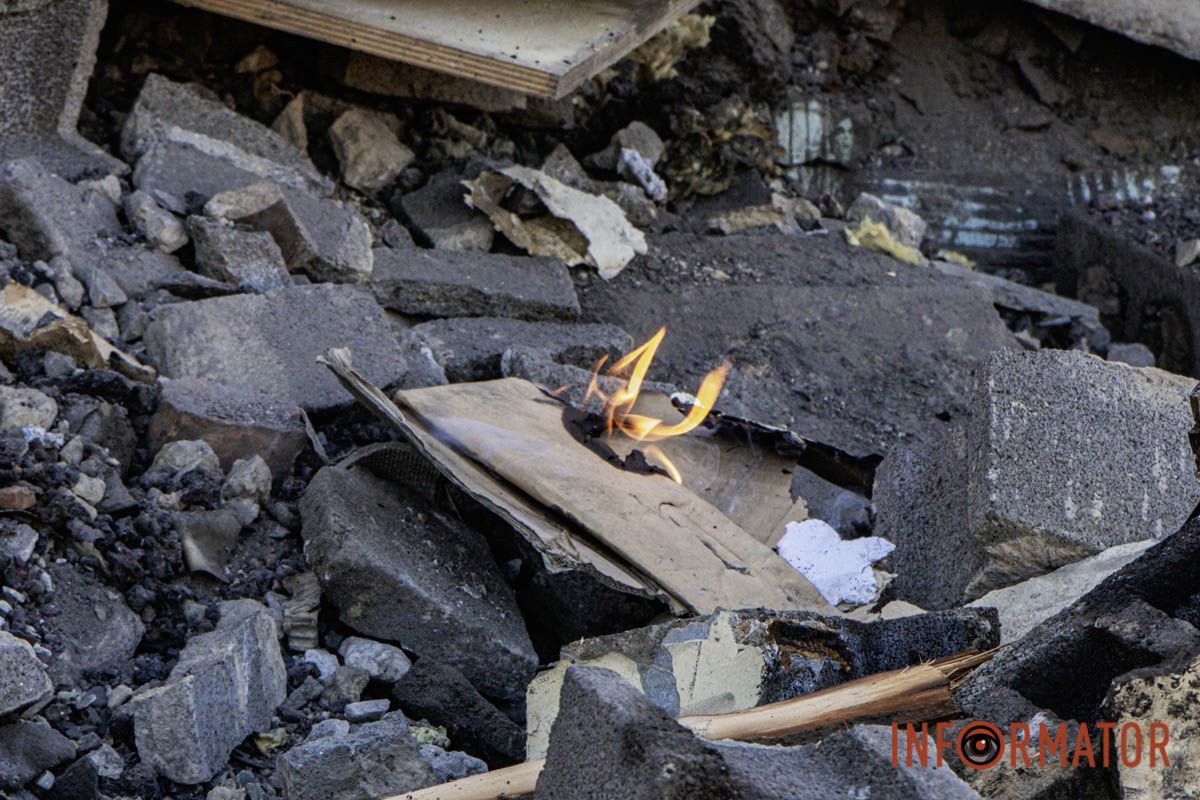 В Днепре российский дрон разрушил дома: пострадали три человека 28