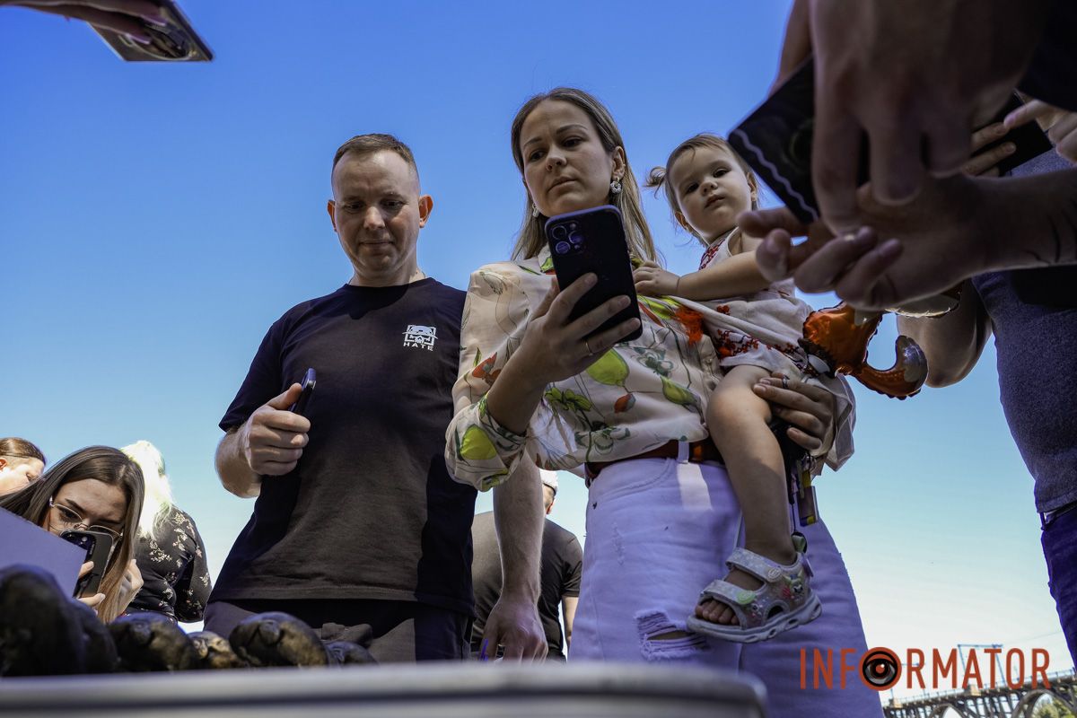 Новая минискульптура появилась в Днепре В Днепре ко Дню города открыли 21 минискульптуру 3