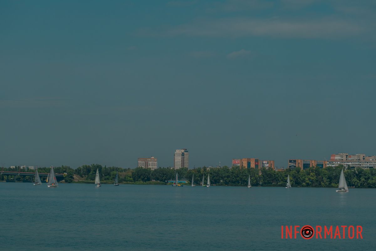 У регаті взяли участь десятки суден різних класів