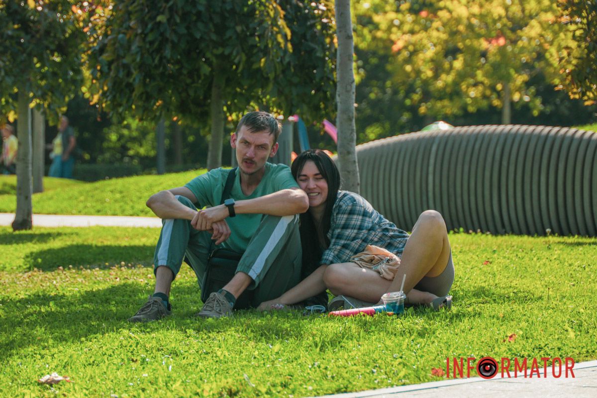 У Дніпрі у сквері Прибережному відзначали 500-річчя міста та грали у водну битву 42