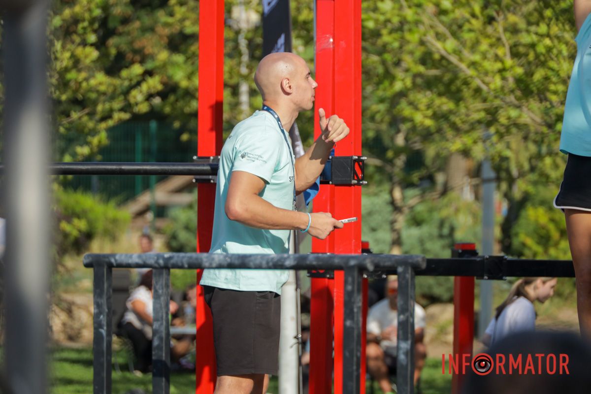 У Дніпрі у сквері Усачова проходив “Осінній кубок” України зі Street Workout 5