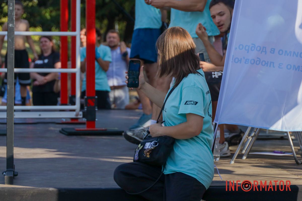 У Дніпрі у сквері Усачова проходив “Осінній кубок” України зі Street Workout 24