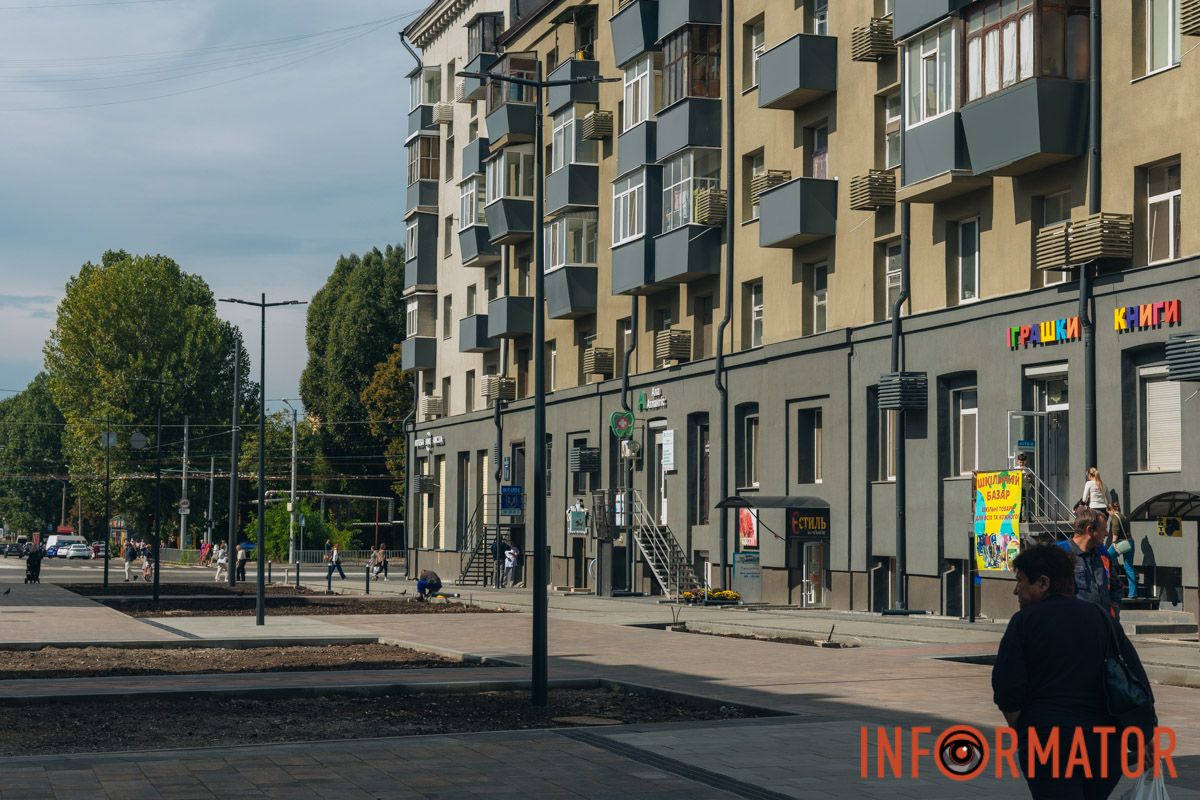 В Днепре завершили масштабный ремонт перекрестка улицы Черных Запорожцев и проспекта Богдана Хмельницкого