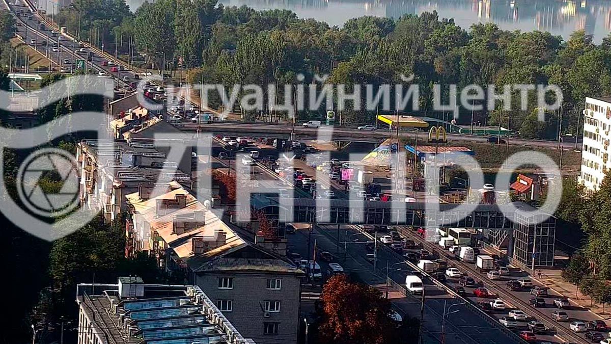 У Дніпрі 18 вересня на Слобожанському проспекті ускладнений рух: причина