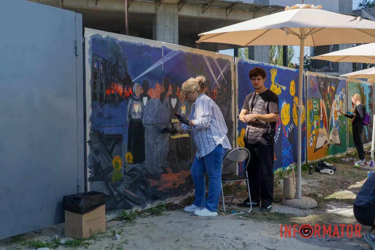 118 секций и сотни квадратных метров живописи: в Днепре художники создают масштабные муралы под открытым небом 25