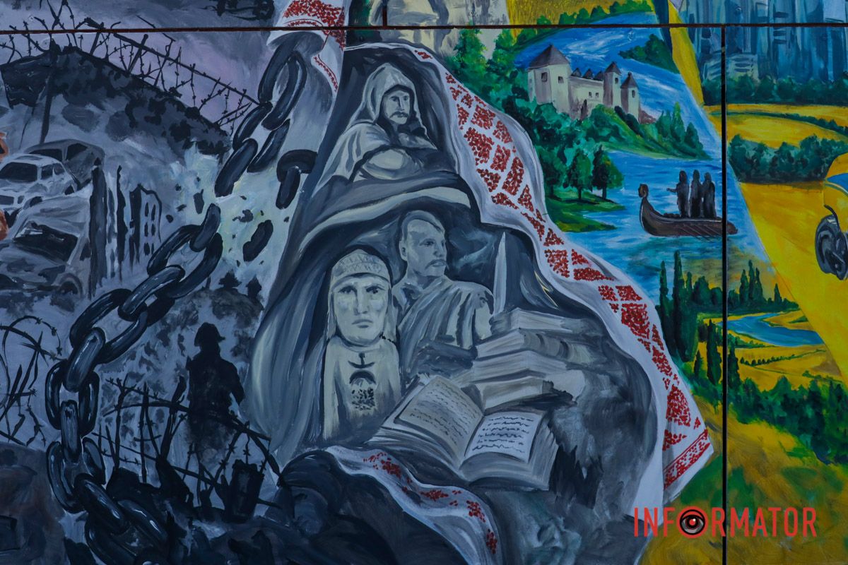 118 секций и сотни квадратных метров живописи: в Днепре художники создают масштабные муралы под открытым небом 47