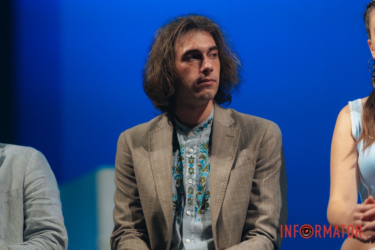 Творча команда розповіла Інформатору»про концепцію нової роботи та актуальні сенси