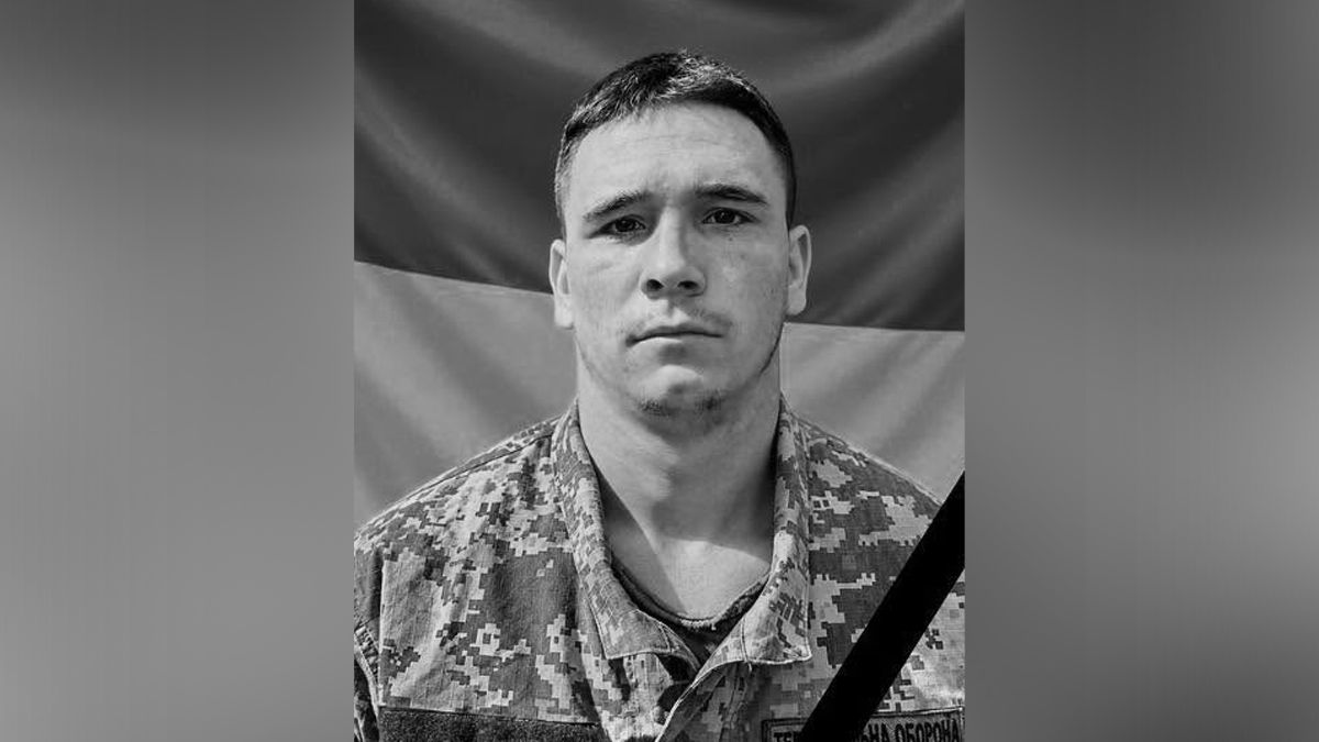 Назавжди 25: у Дніпропетровській області провели в останню путь Захисника Ярослава Осипенка