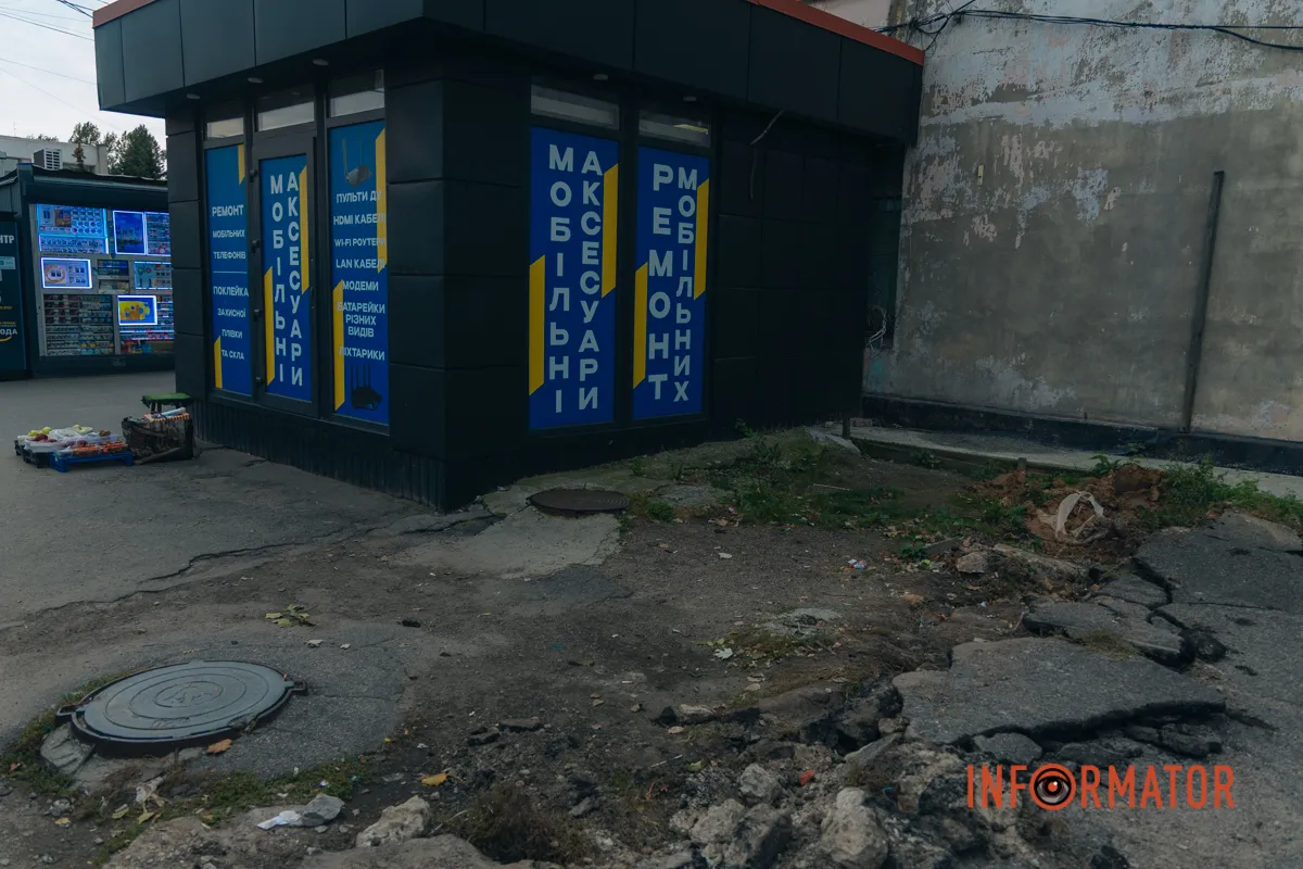 Інформатор побував на місці події події та зафіксував, як проходить ремонт. 