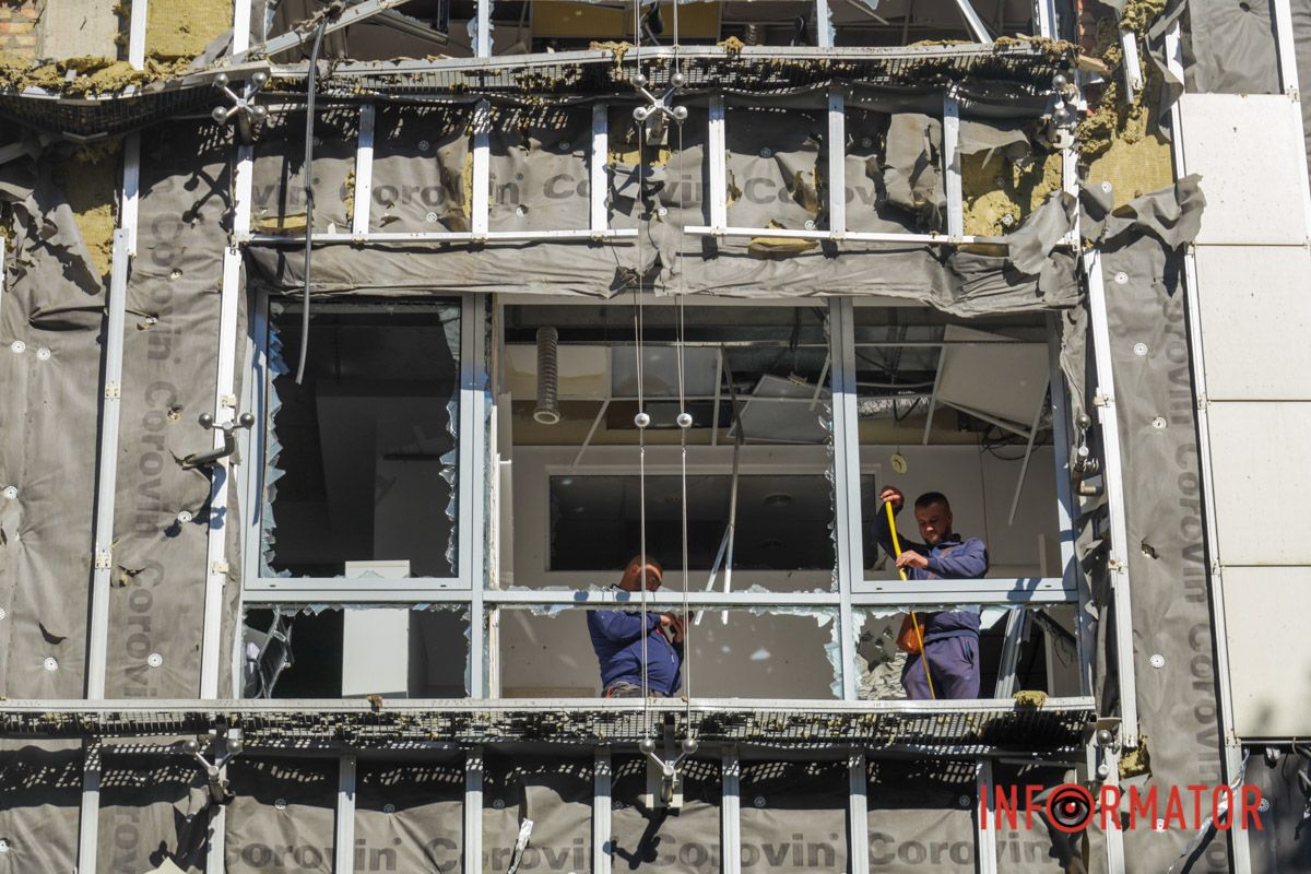 Фото станом на 29 вересня Що відбувається у центрі Дніпра на місці російської атаки 28 вересня 8