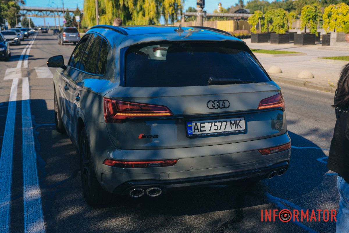 Станом на 13:40 на місці аварії працюють правоохоронці Станом на 13:40 на місці аварії працюють правоохоронці