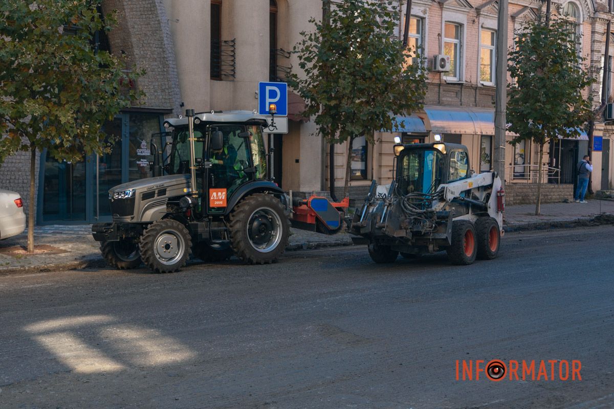 На месте уже активно работает тяжелая спецтехника