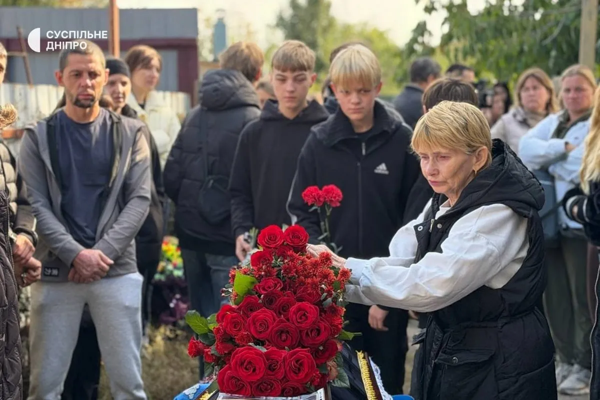 У Синельниковому попрощались з 15-річним Русланом Берещуком
