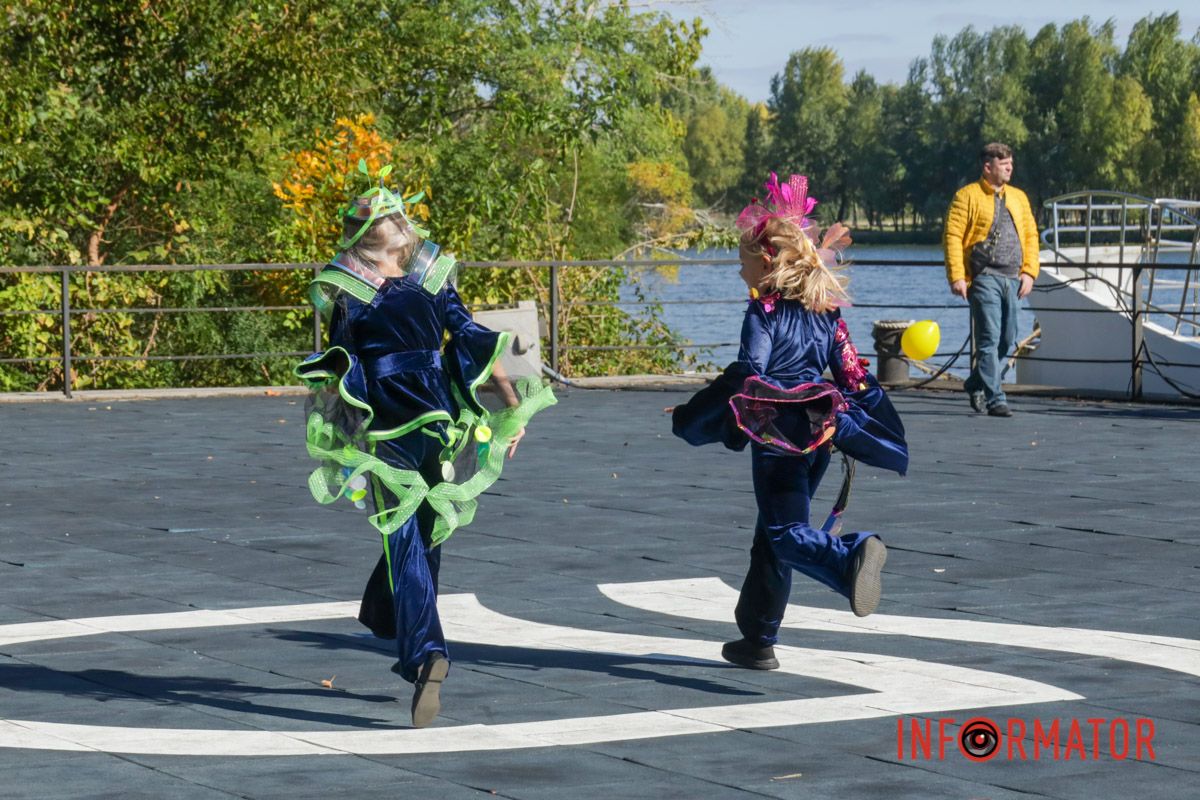 Аромат борщу та пампушок: у Дніпрі пройшов фестиваль борщу 29
