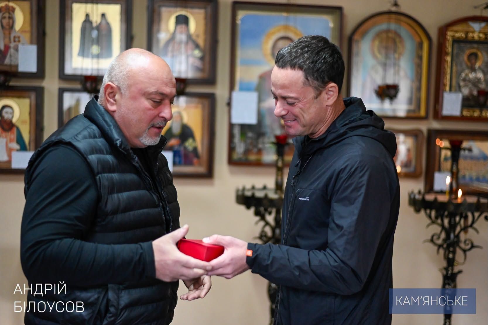На фестивалі можна було створити листівки для Захисників і Захисниць У Кам’янському відбувся етнофестиваль «Кам’янська Покрова – 2026» 7