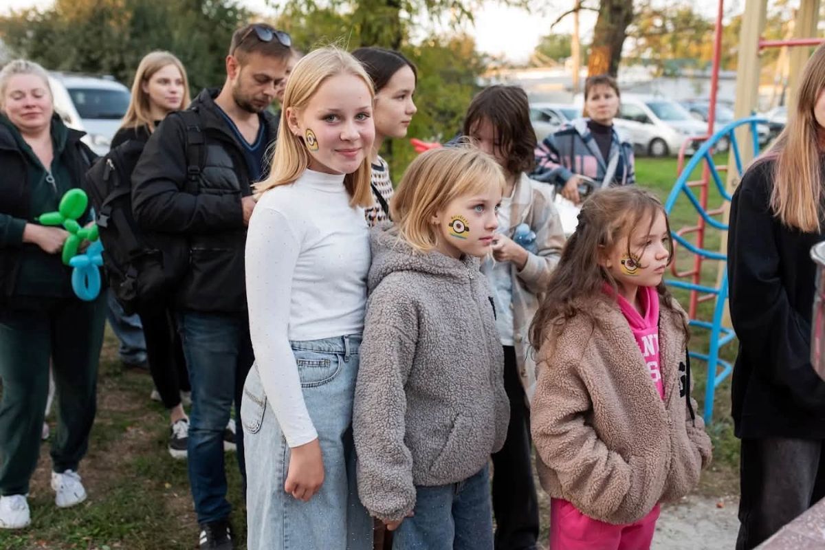 На заході лунав дитячий сміх завдяки чималій кількості активностей та смаколиків для малечі На заході лунав дитячий сміх завдяки чималій кількості активностей та смаколиків для малечі
