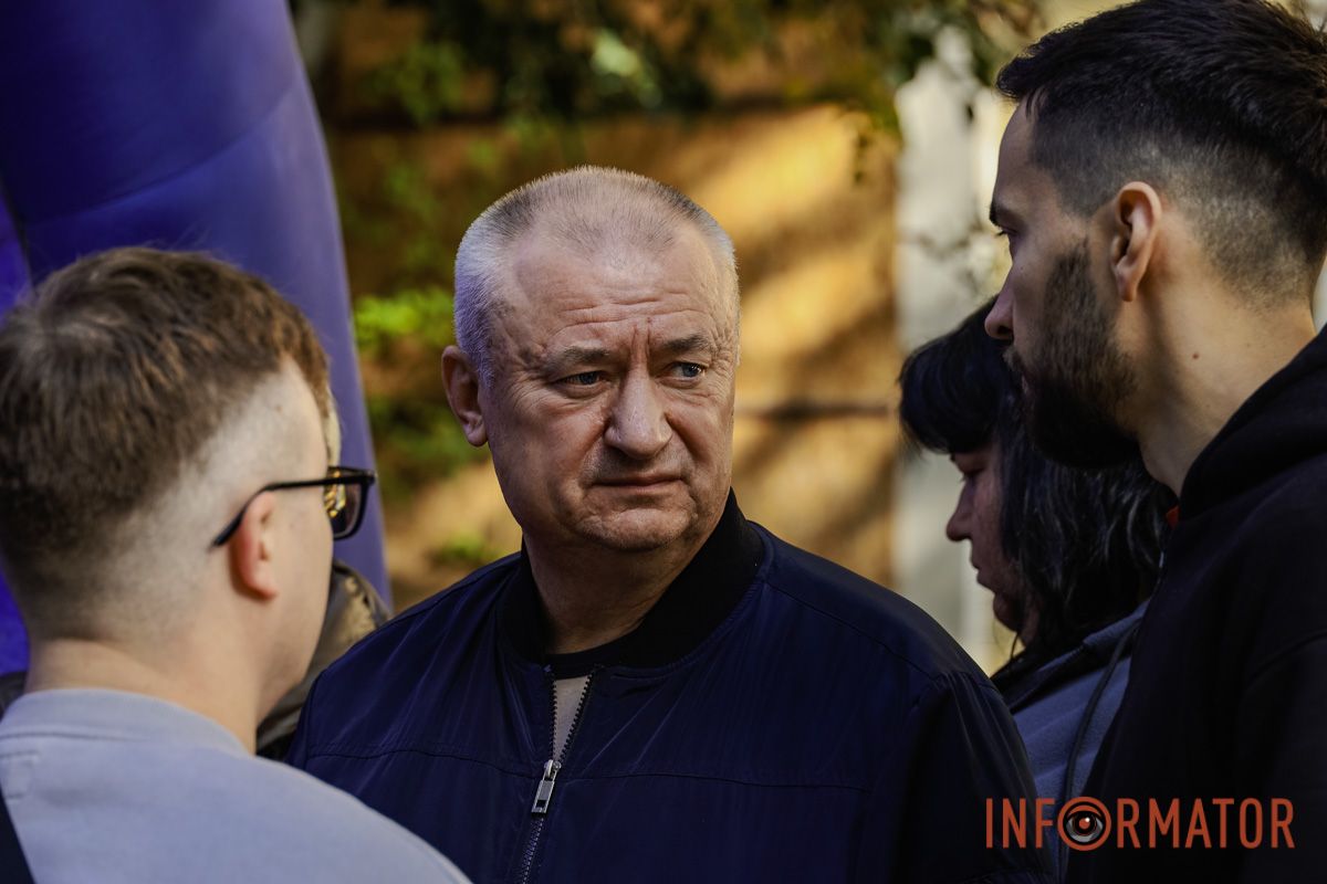 Вибуховою хвилею винесло вікна з рамами: що відбувається на місці атаки у Дніпрі 75