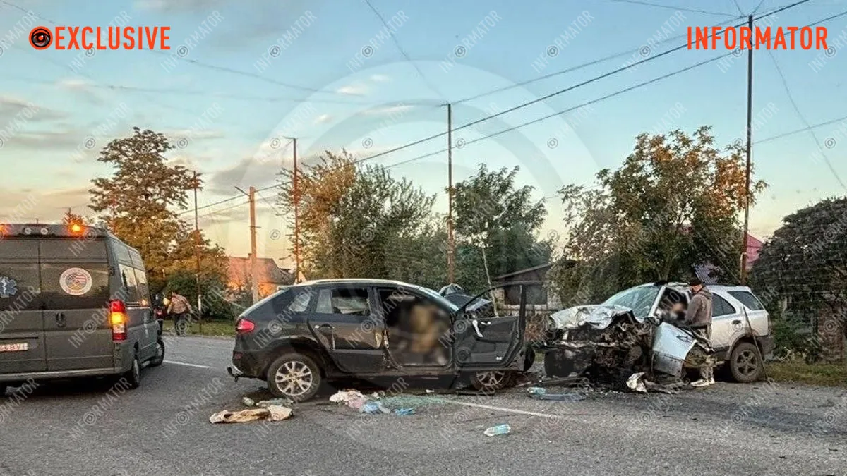 Лобове зіткнення Renault та Kia у Дніпропетровській області: загинули 2 людей, постраждали – ще 4