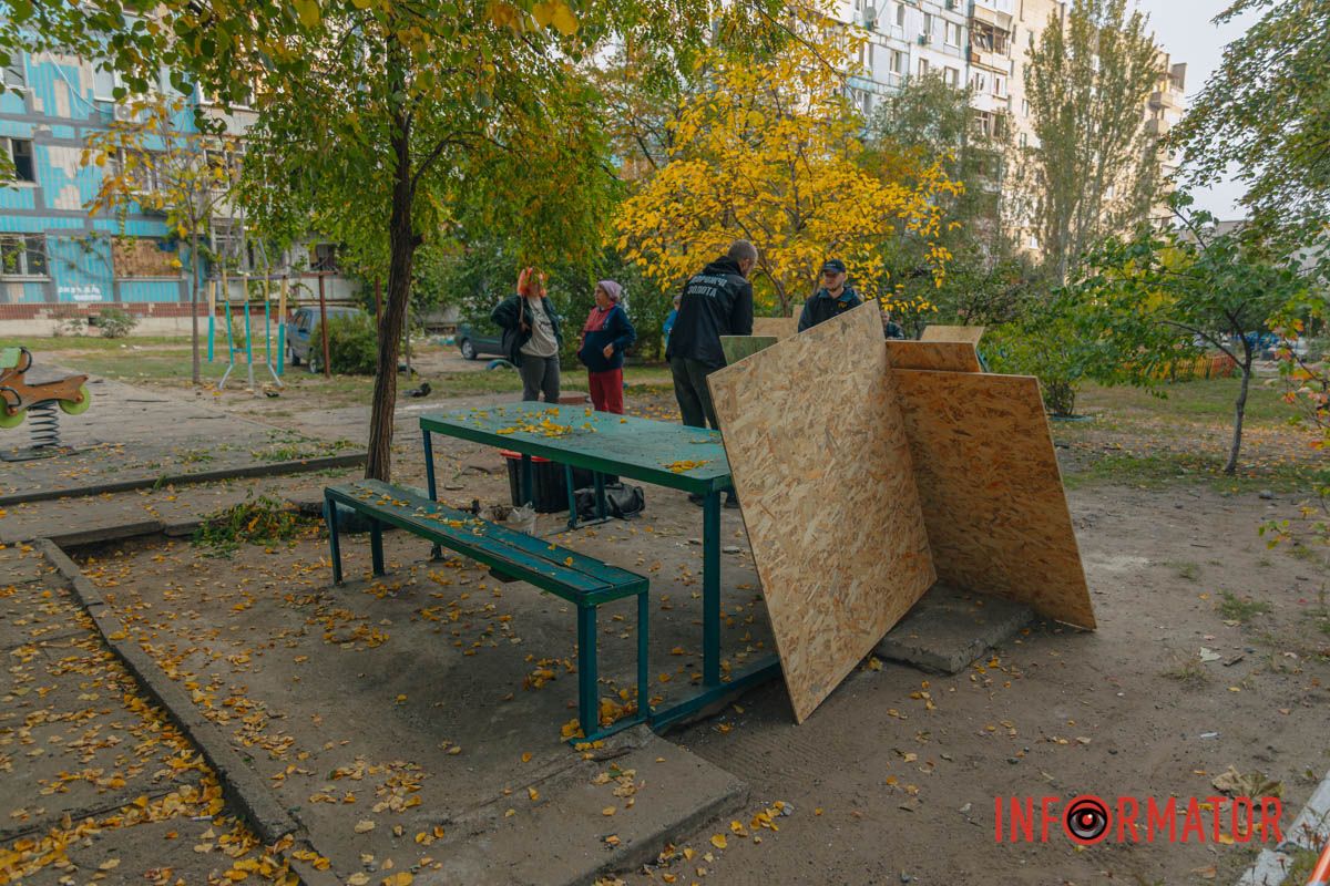 Удар російського дрона по багатоповерхівці 11 жовтня у Дніпрі: фото наслідків атаки 8