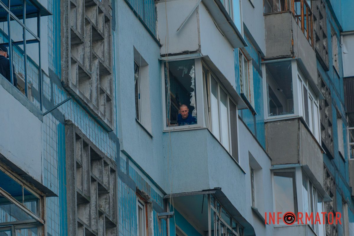 Удар російського дрона по багатоповерхівці 11 жовтня у Дніпрі: фото наслідків атаки 19
