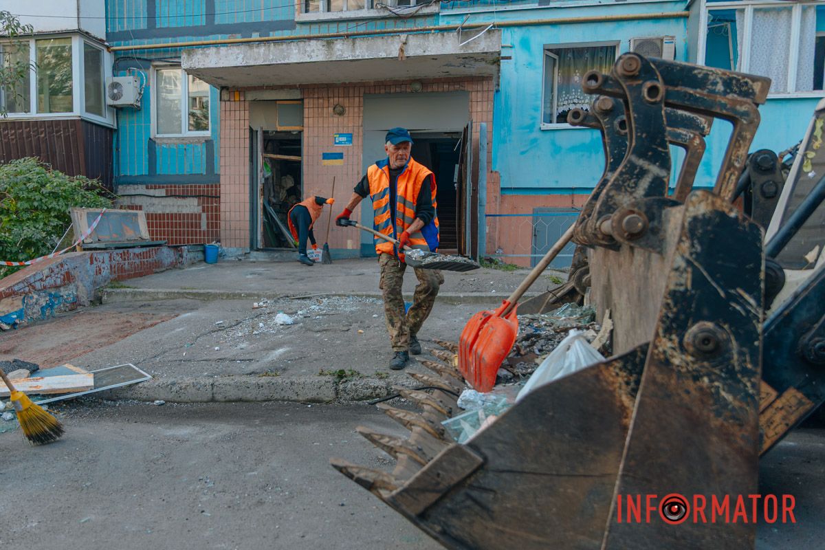 Удар російського дрона по багатоповерхівці 11 жовтня у Дніпрі: фото наслідків атаки 23