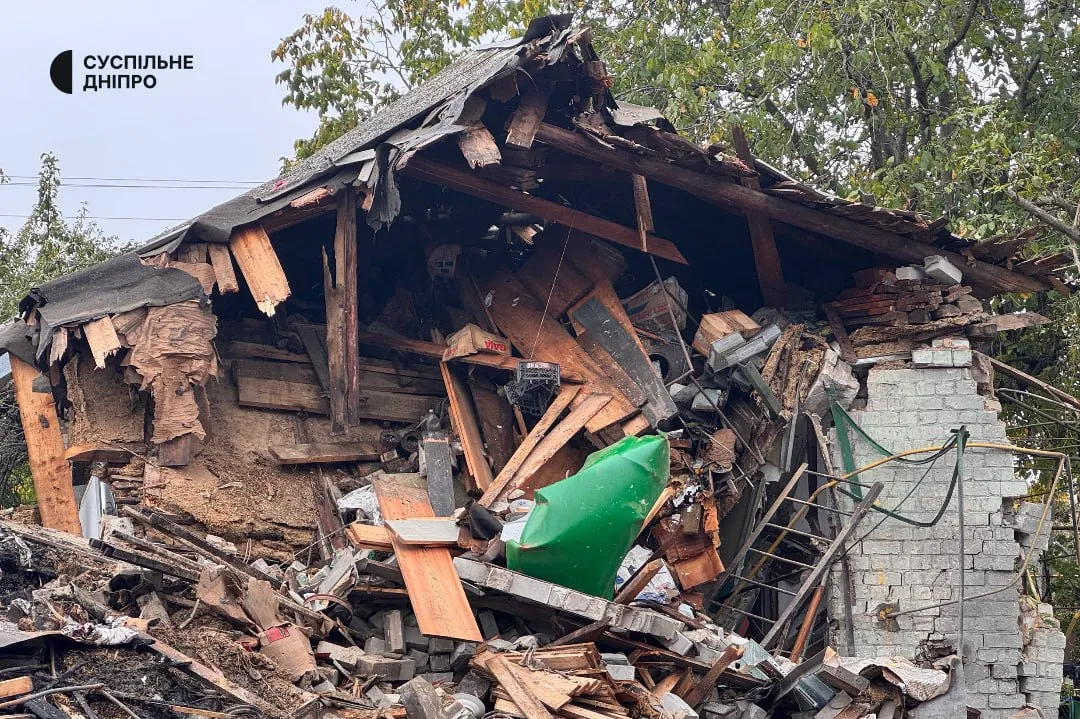 У ніч проти 14 жовтня війська рф завдали удару КАБом у Синельниківському районі Дніпропетровської області У ніч проти 14 жовтня війська рф завдали удару КАБом у Синельниківському районі Дніпропетровської області