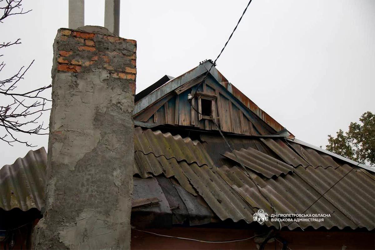 Вибиті вікна Зруйновані будинки, загиблі та постраждалі: фото з місця атаки рф по Дніпровському району 6