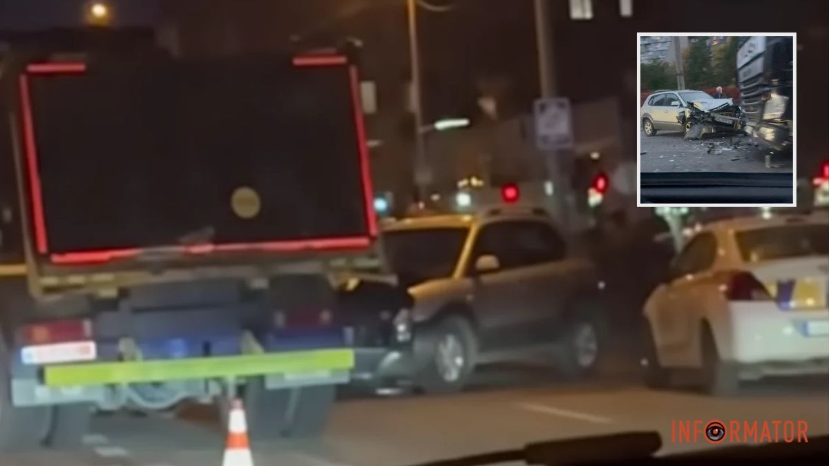 У Дніпрі на Набережній Перемоги біля ЖК «Маршал» Hyundai в’їхав у вантажівку: постраждала 62-річна жінка