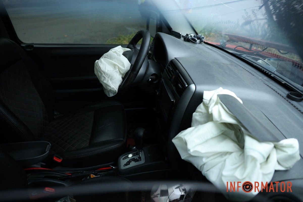 Направили подушки безопасности В Днепре на Щепкина столкнулись Suzuki и Kia: есть пострадавший, работает следователь по ДТП 16
