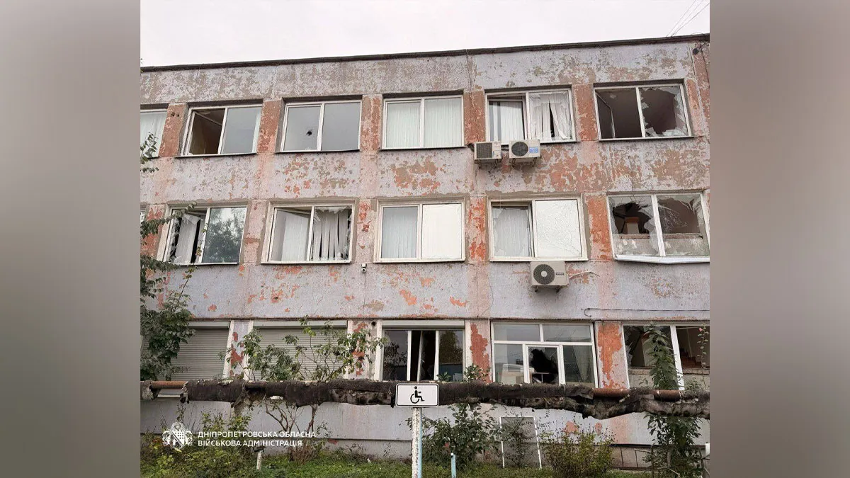 Зайнялась пожежа: наслідки атаки рф по Дніпру від ОВА