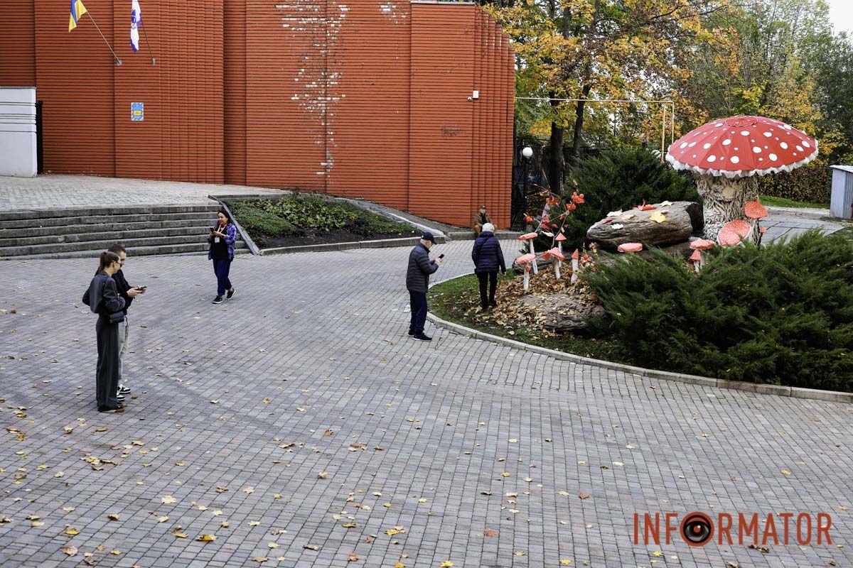 Мухомори, які не отруюють: у парку Шевченка облаштували казкову фотолокацію 10