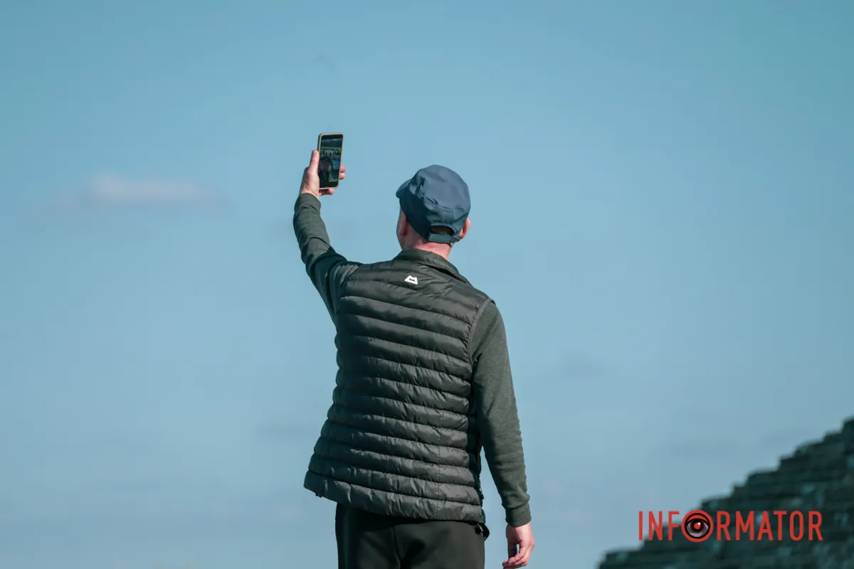 У Дніпрі відбувся пробіг-виставка ретро-автомобілів: фоторепортаж Інформатора 10