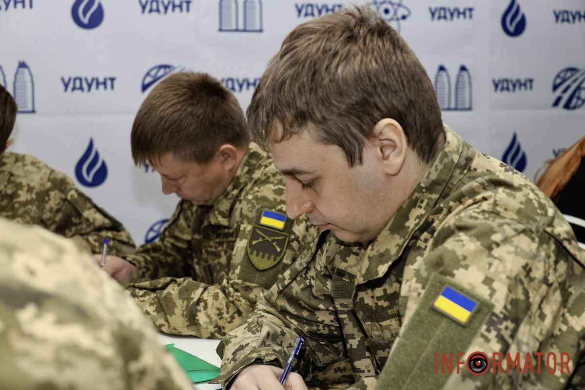 Чи писали ви диктант цьогоріч? Як у Дніпрі 27 жовтня пройшов національний диктант єдності 22