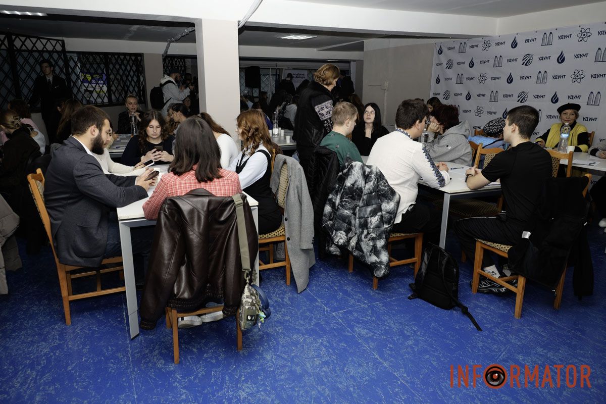 Не бійтесь помилок Як у Дніпрі 27 жовтня пройшов національний диктант єдності 32