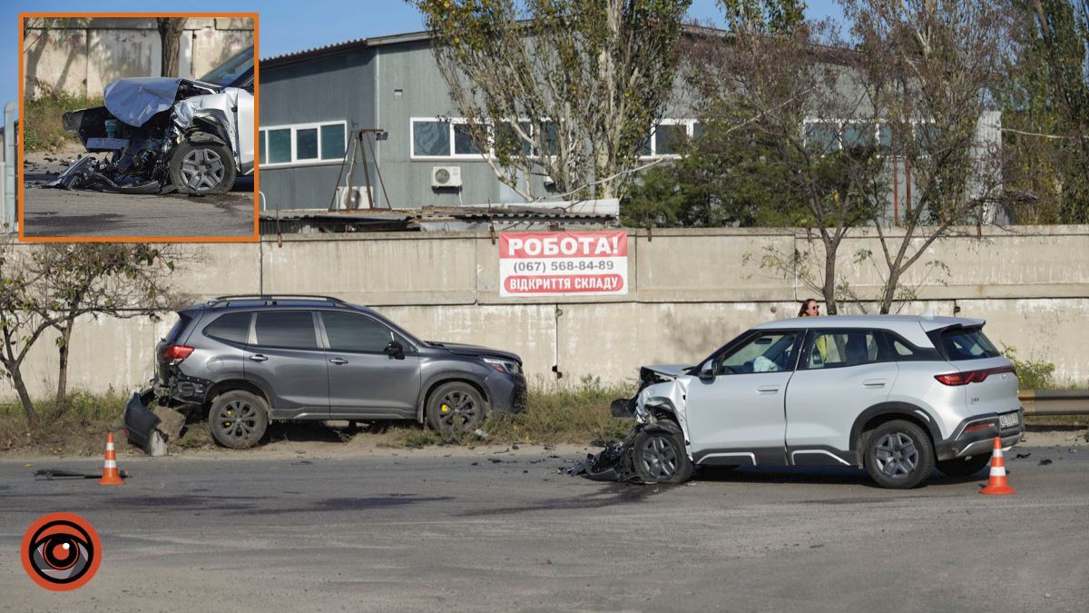 У Дніпрі біля дилерського центру Ford на Курсантській зіткнулися BYD та Subaru: рух ускладнений