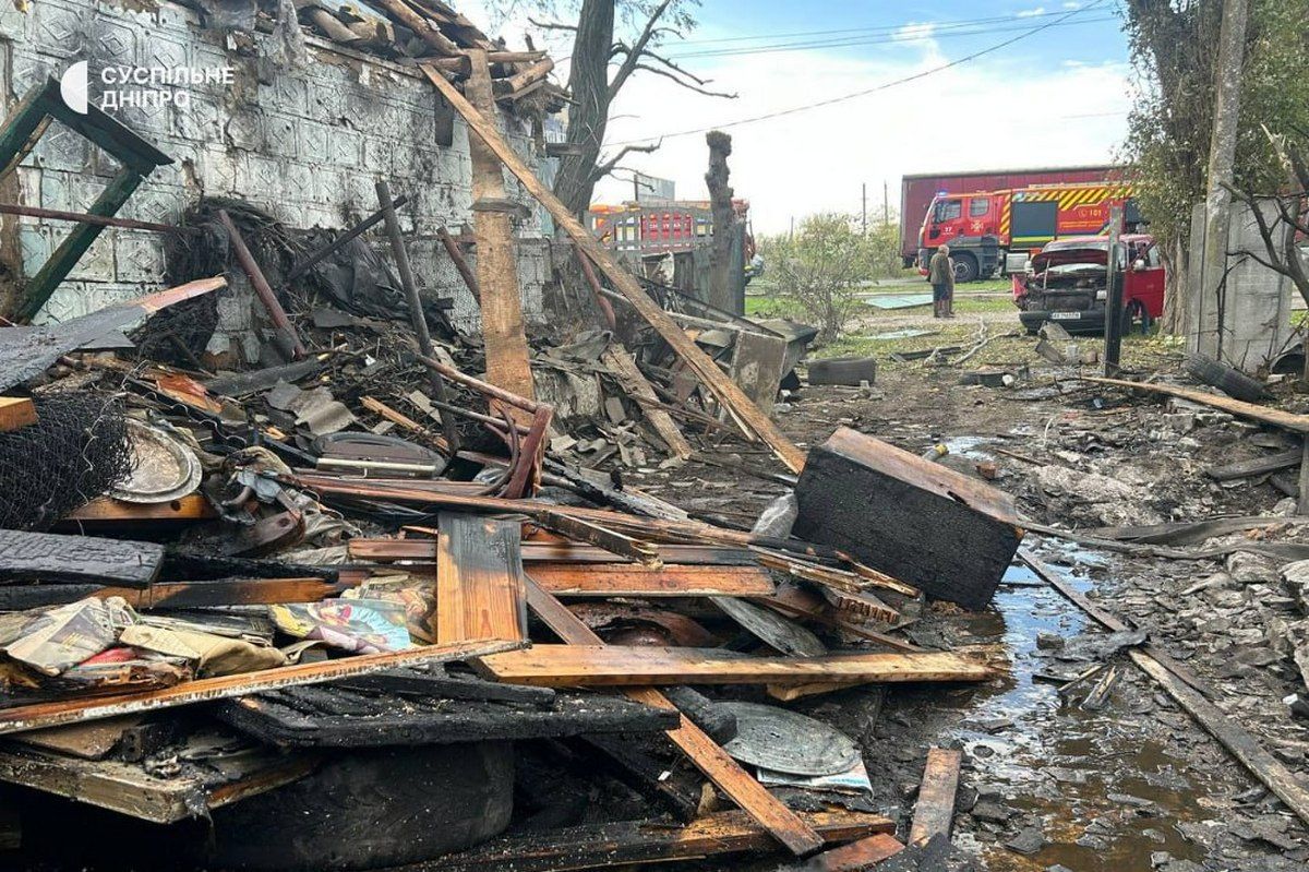 Автівка рятувальників Автівка рятувальників