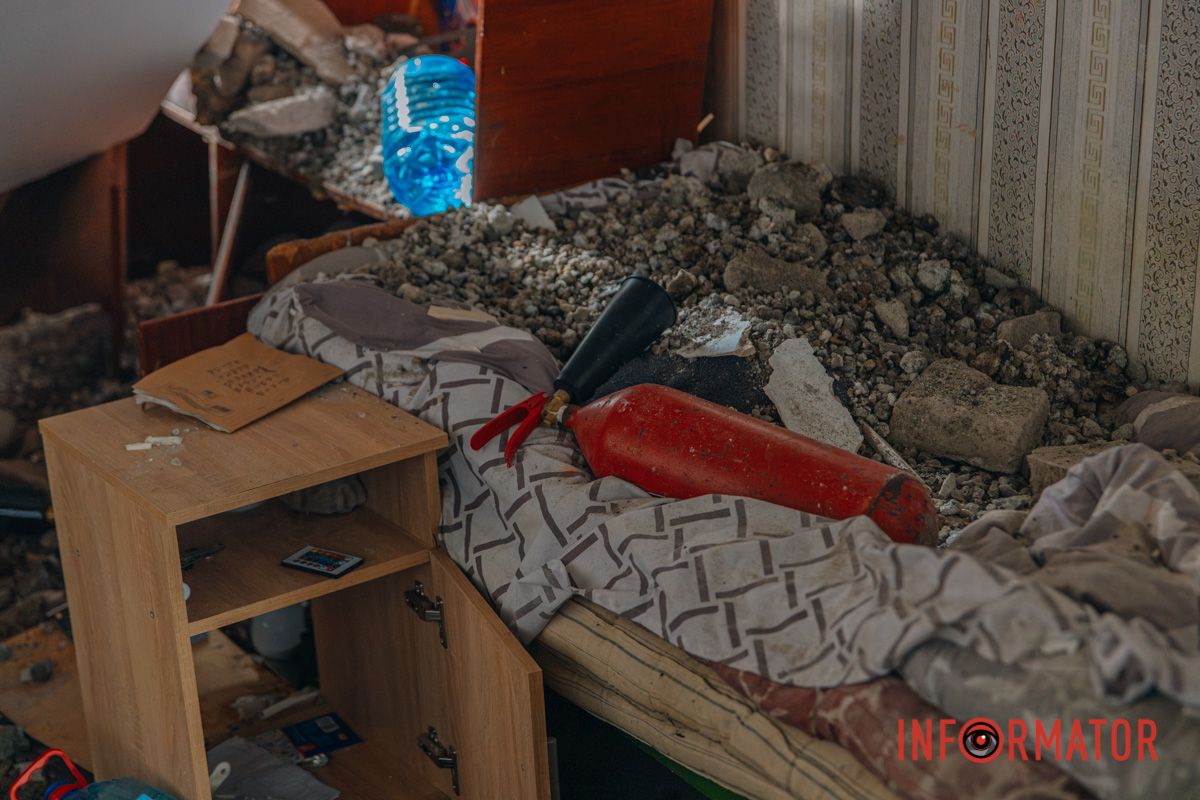 Студенти ховалися в укритті під час удару: наслідки атаки росіян на гуртожиток у Дніпрі 33