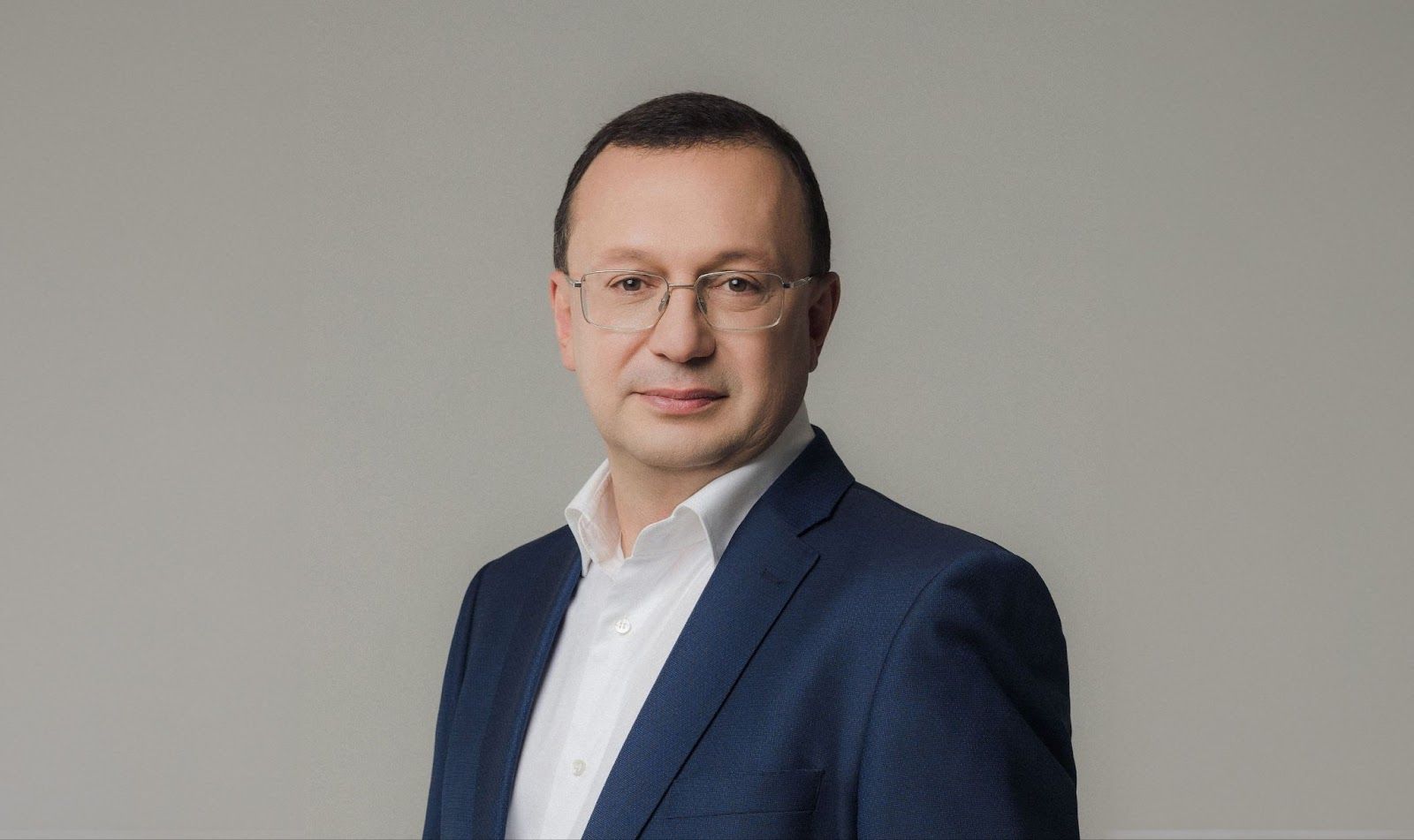 CEO українського датацентра De Novo Максим Агеєв розповів про зарплати у компанії. CEO українського датацентра De Novo Максим Агеєв розповів про зарплати у компанії.