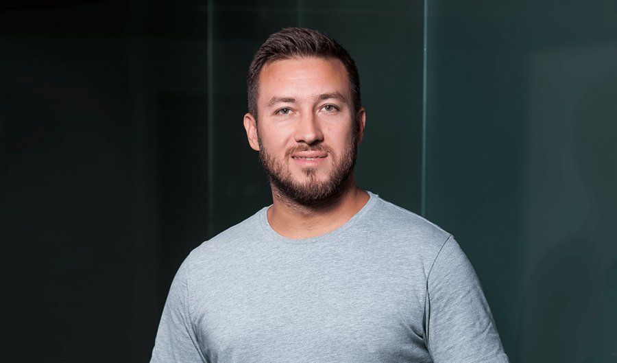 Денис Сапрыкин изучал экономическую кибернетику Денис Сапрыкин изучал экономическую кибернетику