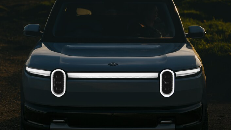 Сучасний і стильний дизайн не залишить таке авто непоміченим на дорозі Сучасний і стильний дизайн не залишить таке авто непоміченим на дорозі