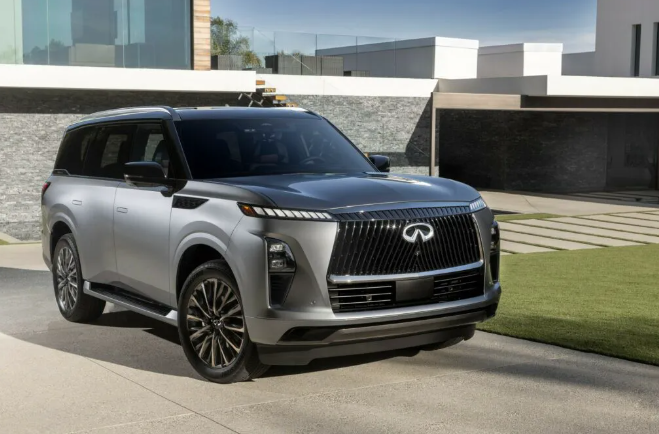 Через горизонтальні фари-смужки здається, що автомобіль гордовито мружиться Через горизонтальні фари-смужки здається, що автомобіль гордовито мружиться