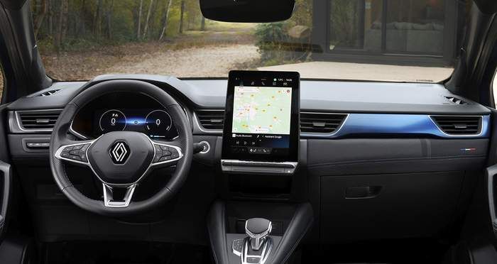 В салоне Renault Captur 2024 улучшили внутреннюю отделку