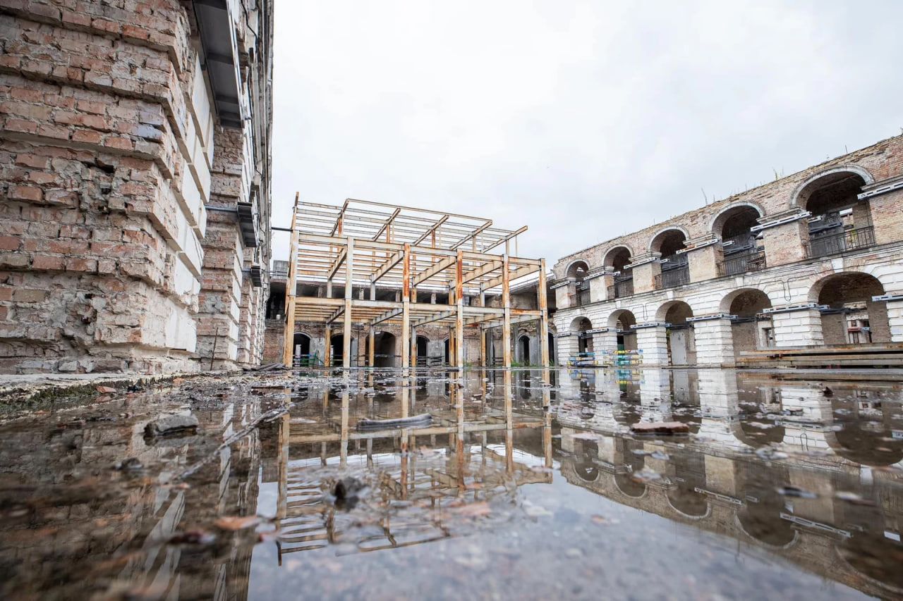 Гостиный двор. Если работы не начать сейчас - уже нечего будет восстанавливать. Фото: Минкульт