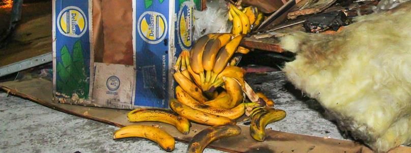 В Киеве в районе КПИ сгорел киоск