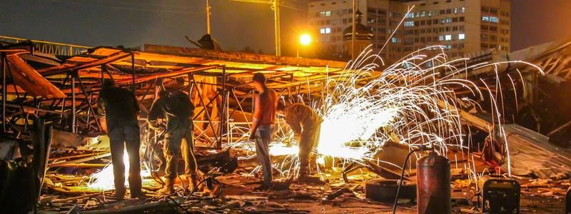 В Киеве демонтировали незаконные МАФы