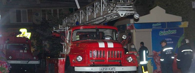 Из горящей квартиры на Братиславской спасли двоих детей