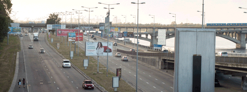 В Киеве закрыли движение от метро «Днепр» до Контрактовой