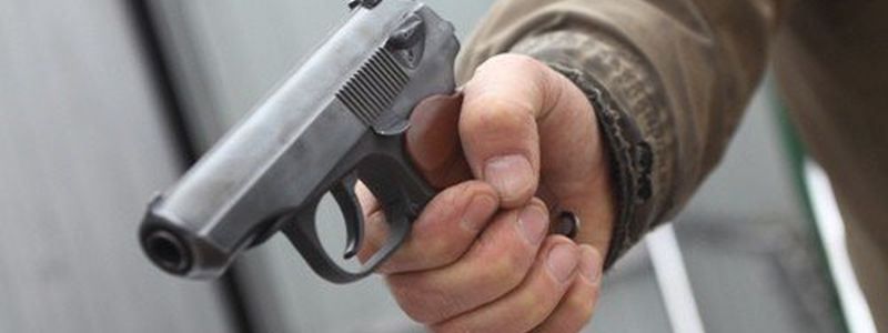 В Киеве мужчину ограбили бандиты на авто с литовскими номерами